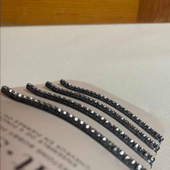Kitsch Silver Rhinestone Bobby Pin Set (4pc) - Picture 6 of 11